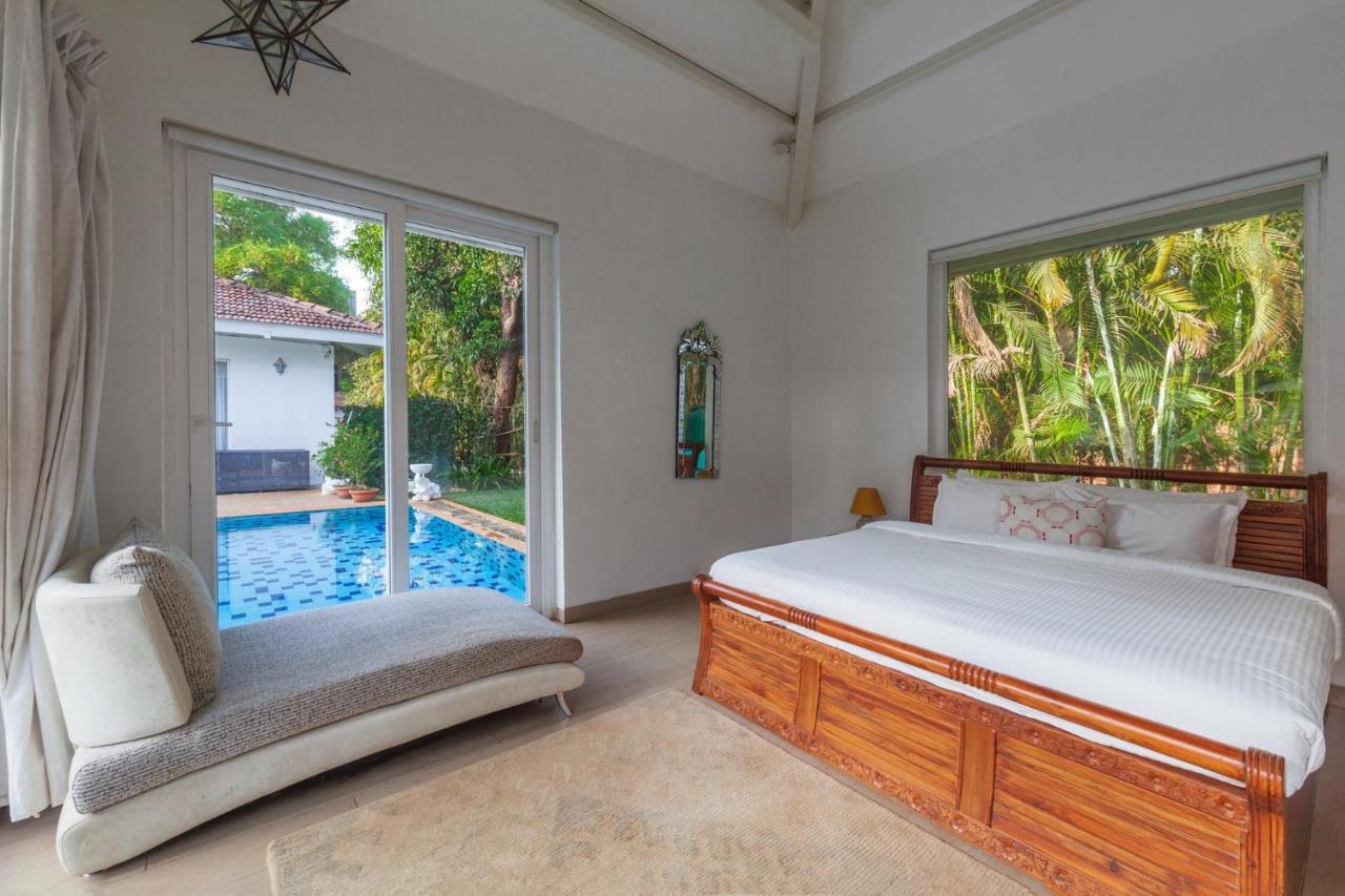 Hamptons Charm By Stayvista Luxury 5Br With Pool, Lawn & Table Tennis Alibag Luaran gambar